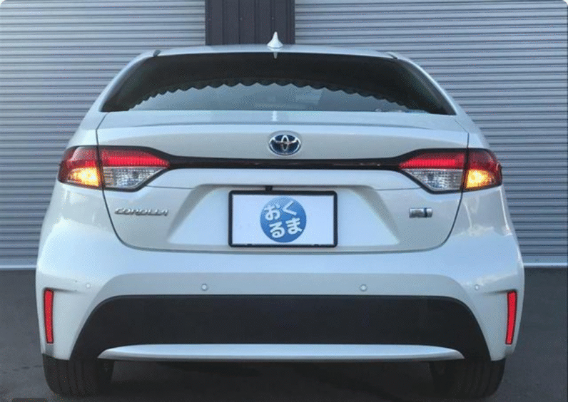 Toyota (RHD) Corolla Hybrid S 2019