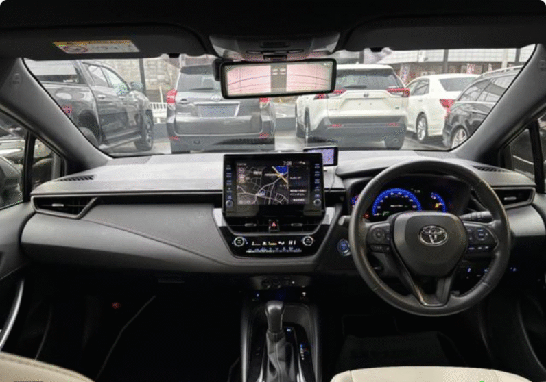 Toyota (RHD) Corolla Hybrid WxB 2020