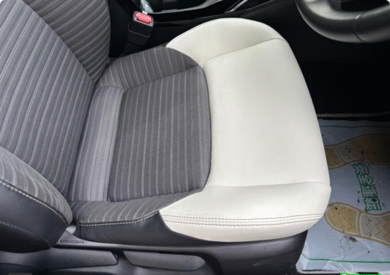 Toyota (RHD) Corolla Hybrid WxB 2020