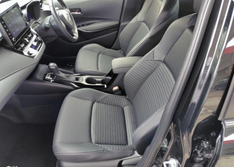 Toyota (RHD) Corolla Hybrid WxB 2020