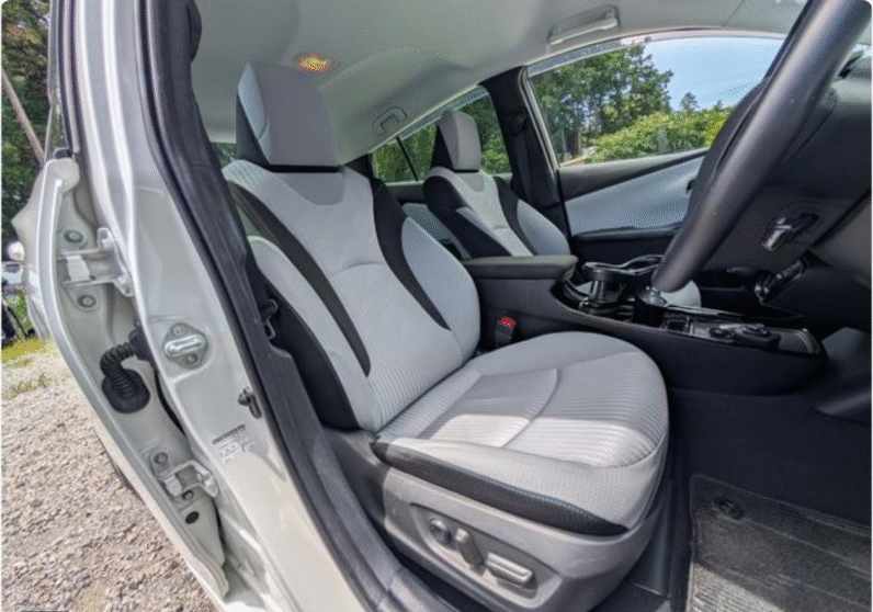 Toyota (RHD) Prius Hybrid S 2020