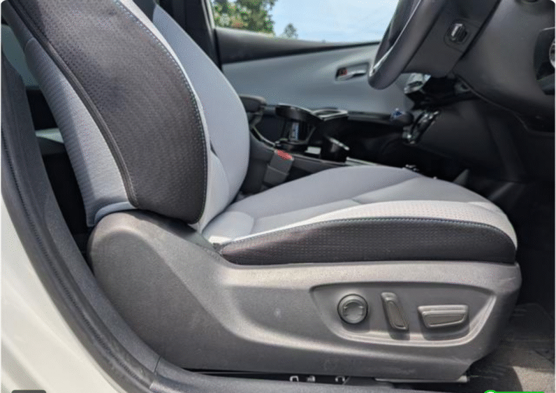 Toyota (RHD) Prius Hybrid S 2020