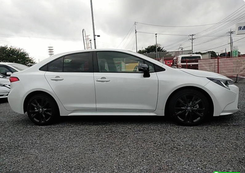 Toyota (RHD) Corolla Hybrid WxB 2021