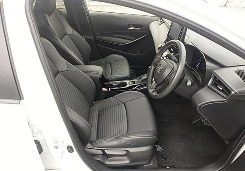 Toyota (RHD) Corolla Hybrid WxB 2021