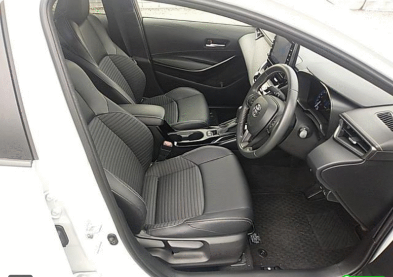 Toyota (RHD) Corolla Hybrid WxB 2021