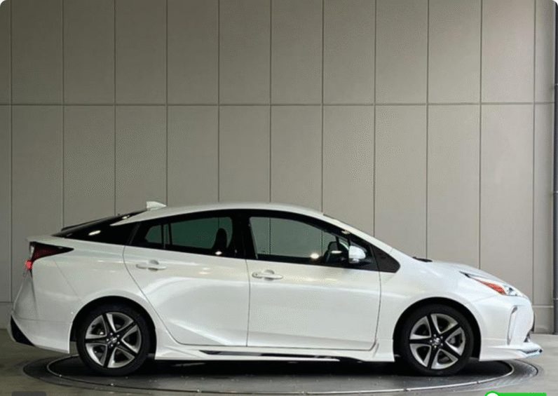 Toyota (RHD) Prius Hybrid S Touring 2021