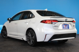 Toyota (RHD) Corolla Hybrid WxB 2022