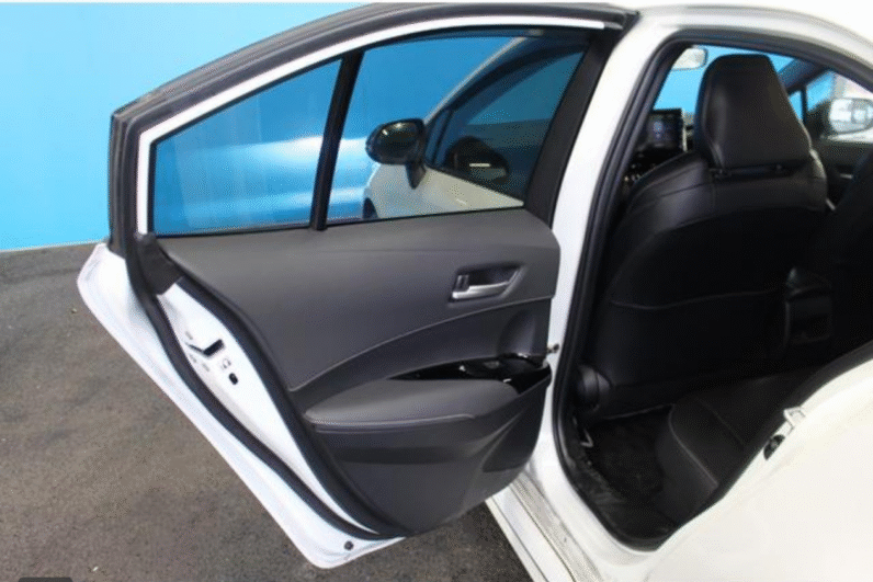 Toyota (RHD) Corolla Hybrid WxB 2022