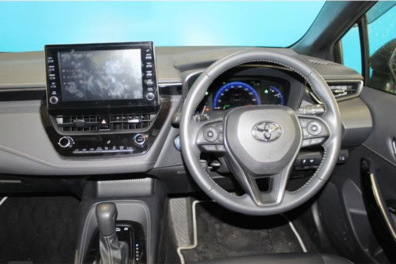 Toyota (RHD) Corolla Hybrid WxB 2022