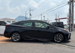 Toyota (RHD) Prius Hybrid S Touring 2022