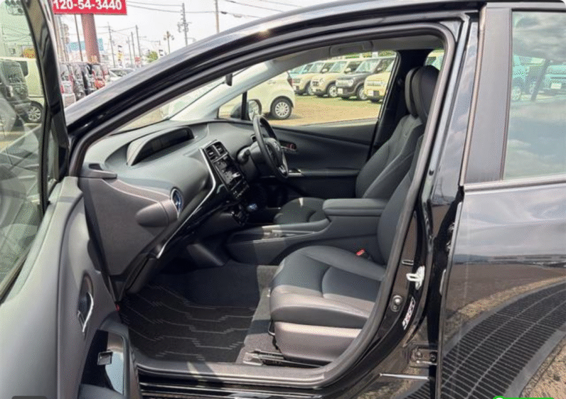 Toyota (RHD) Prius Hybrid S Touring 2022