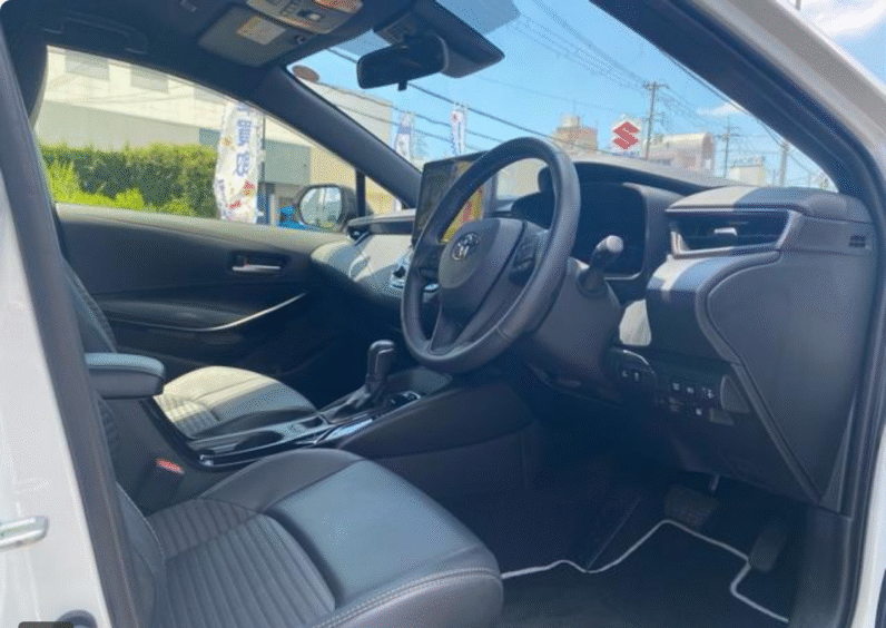 Toyota (RHD) Corolla Hybrid WxB 2023