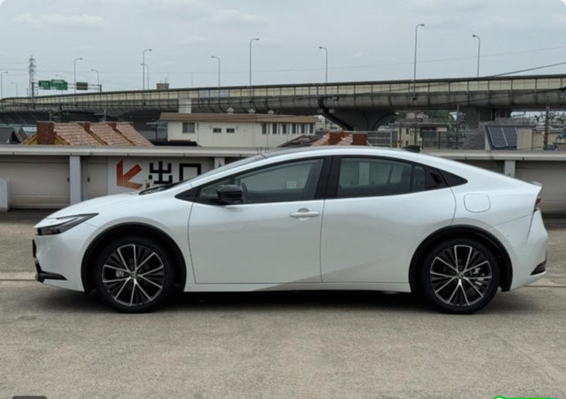Toyota (RHD) Prius Hybrid Z 2025