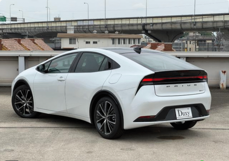 Toyota (RHD) Prius Hybrid Z 2025