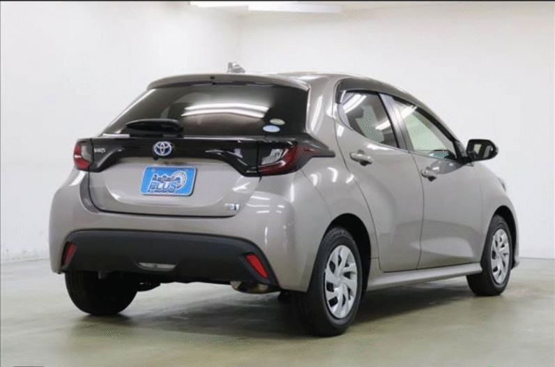 Toyota (RHD) Yaris Hybrid Hatchback 2020