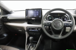 Toyota (RHD) Yaris Hybrid Hatchback 2020