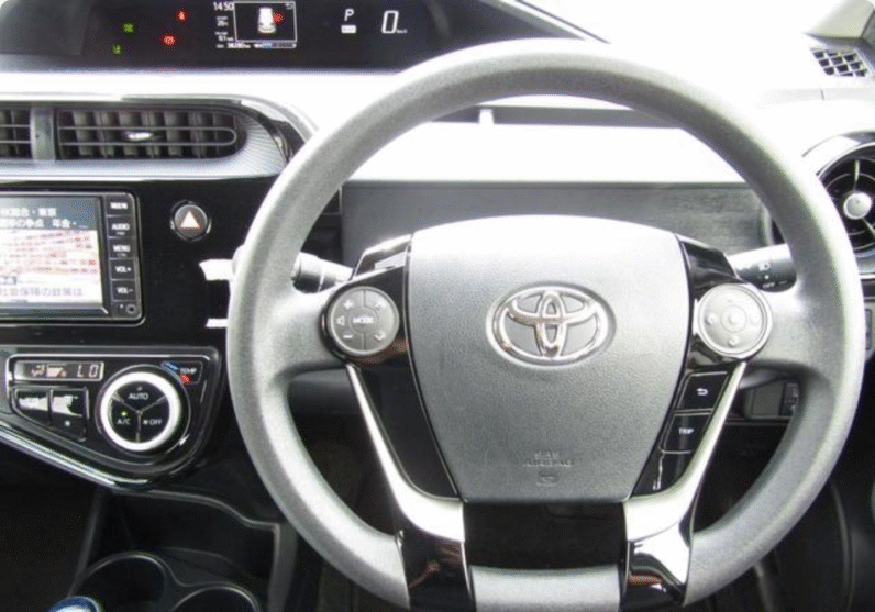 Toyota (RHD) Aqua L Hybrid 2019