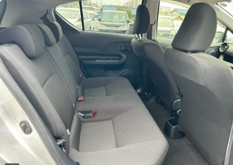 Toyota (RHD) Aqua L Hybrid 2019