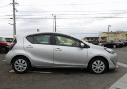 Toyota (RHD) Aqua L Hybrid 2020