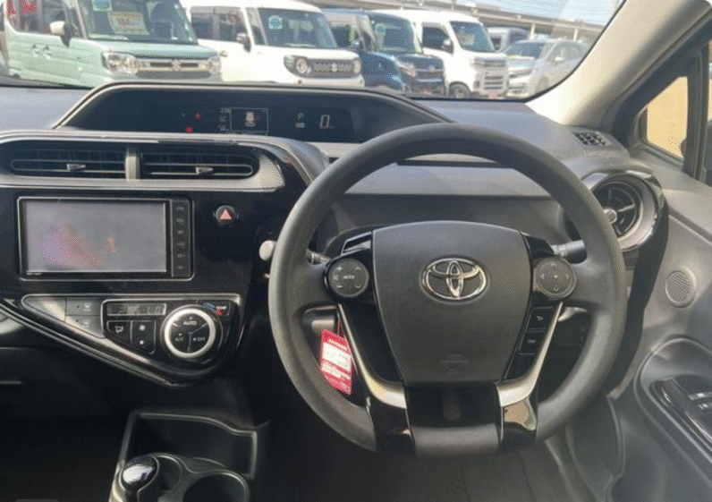 Toyota (RHD) Yaris Hatchback X 2021