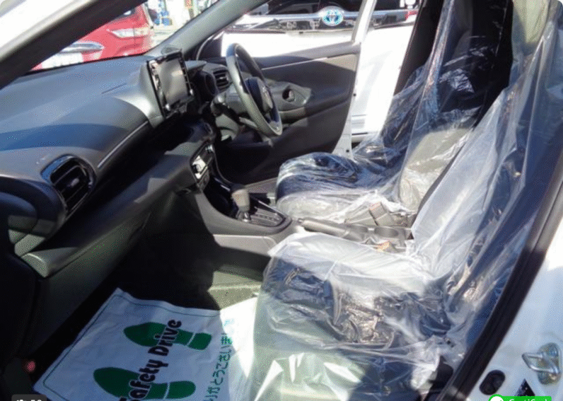 Toyota (RHD) Yaris Hatchback X 2021