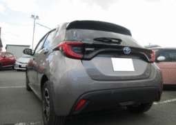 Toyota (RHD) Yaris Hatchback Hybrid Z 2021