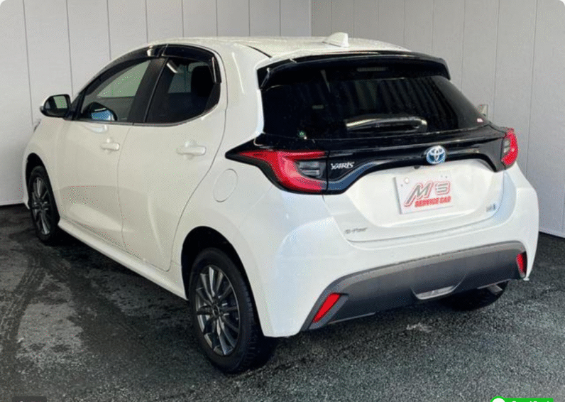 Toyota (RHD) Yaris Hatchback Hybrid Z 2022