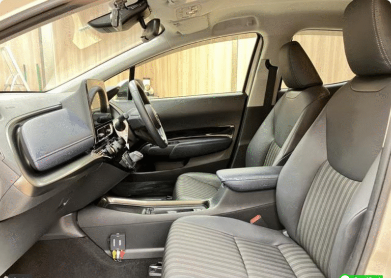 Toyota (RHD) Aqua Hybrid Z 2022