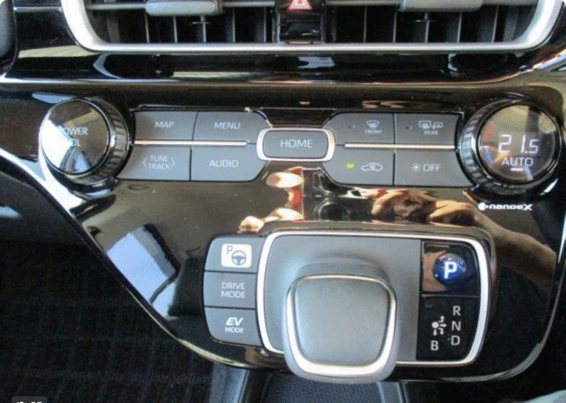 Toyota (RHD) Aqua Hybrid Z 2023