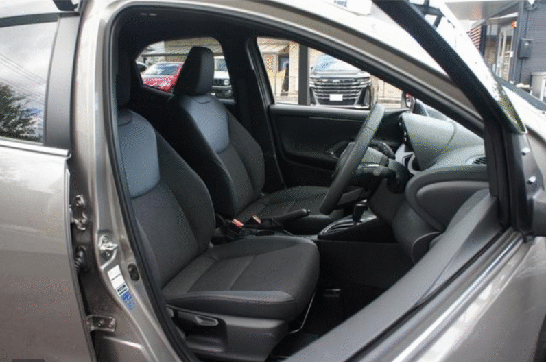 Toyota (RHD) Yaris Hatchback Hybrid Z 2024