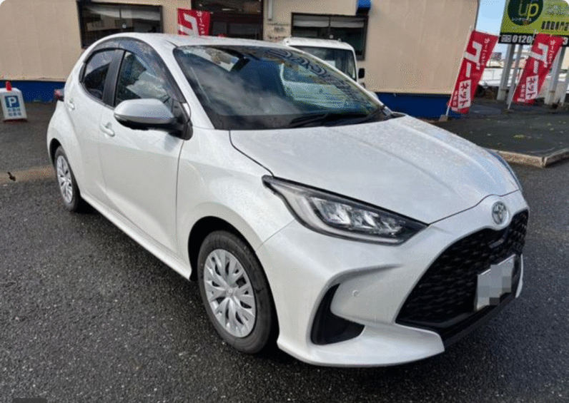 Toyota (RHD) Yaris Hatchback Hybrid Z 2025