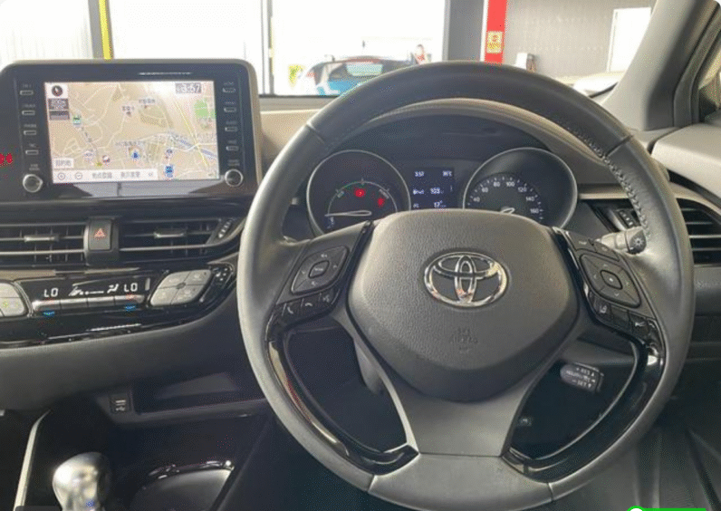 Toyota (RHD) CH-R Hybrid G 2019