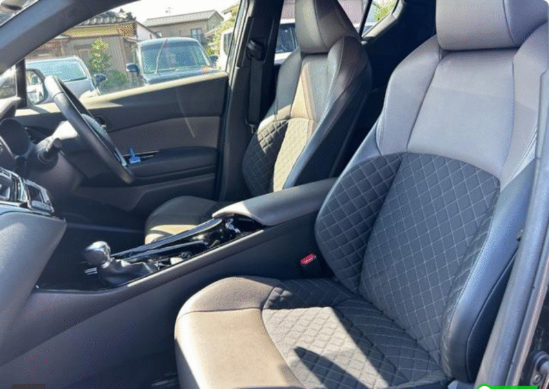 Toyota (RHD) CH-R Hybrid G 2019