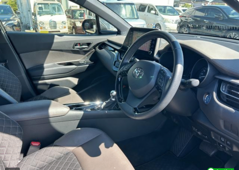 Toyota (RHD) CH-R Hybrid G 2019