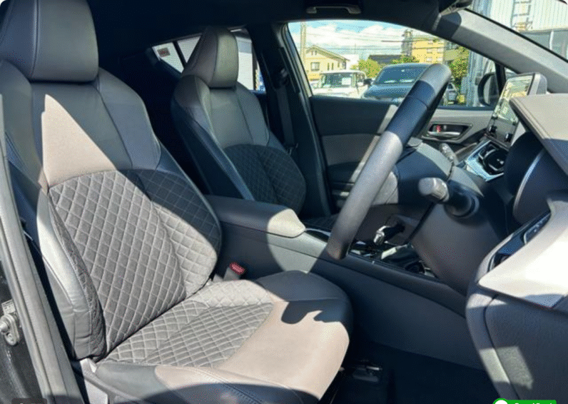 Toyota (RHD) CH-R Hybrid G 2019