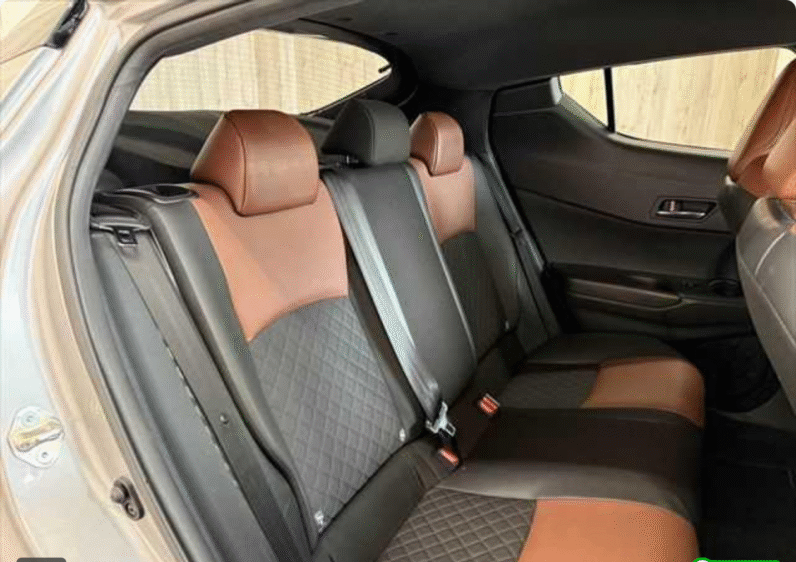 Toyota (RHD) CH-R Hybrid G-mode Bruno 2019