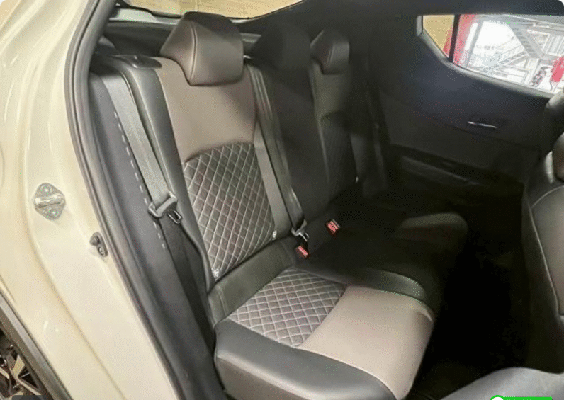 Toyota (RHD) CH-R Hybrid G 2020