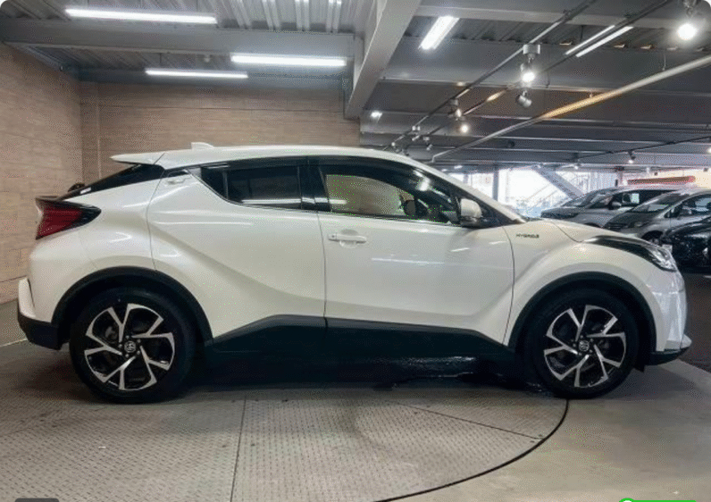 Toyota (RHD) CH-R Hybrid G 2020