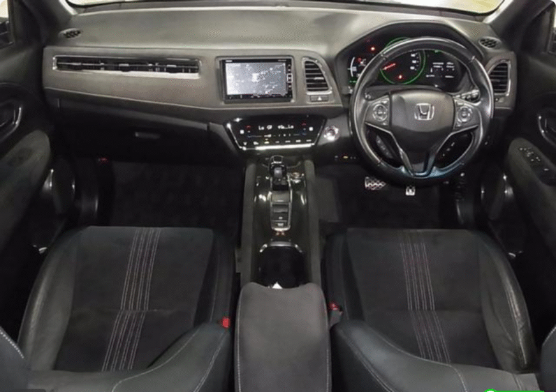 Honda (RHD) Vezel Hybrid 2020 Gray