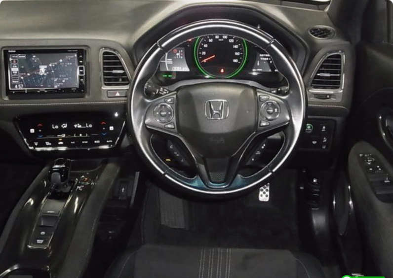 Honda (RHD) Vezel Hybrid 2020 Gray