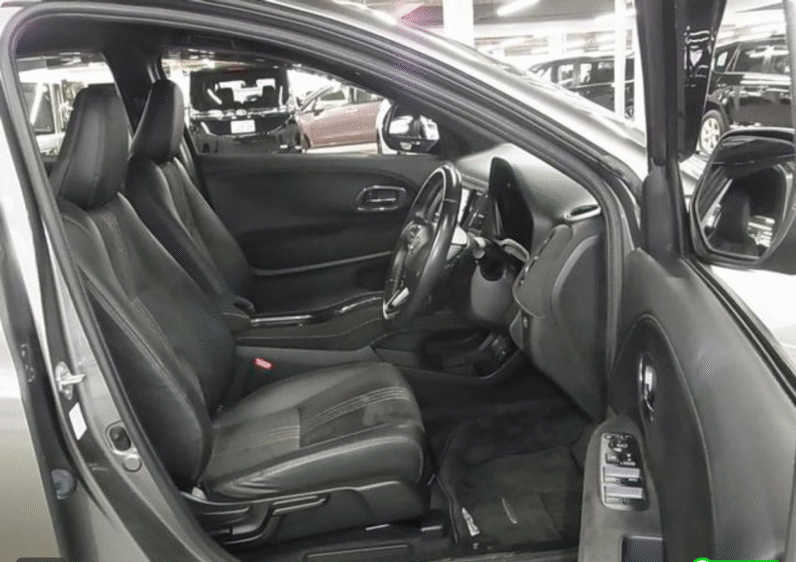 Honda (RHD) Vezel Hybrid 2020 Gray