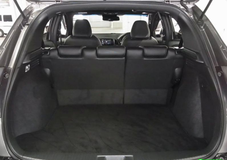 Honda (RHD) Vezel Hybrid 2020 Gray