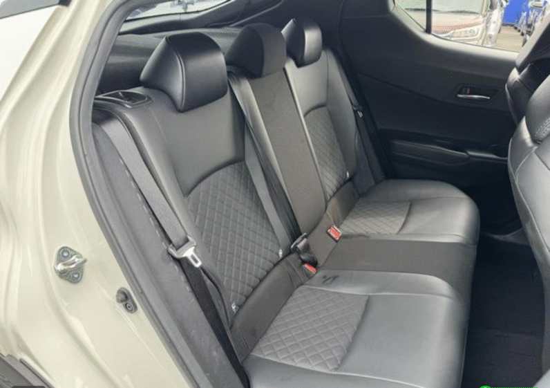 Toyota (RHD) C-HR Hybrid G Mode Nero 2021