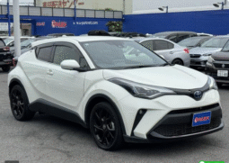 Toyota (RHD) C-HR Hybrid G Mode Nero 2021
