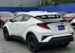 Toyota (RHD) C-HR Hybrid G Mode Nero 2021