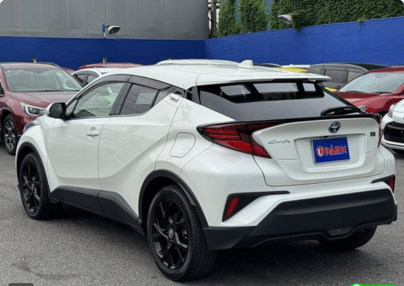 Toyota (RHD) C-HR Hybrid G Mode Nero 2021