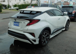 Toyota (RHD) C-HR Hybrid G 2022