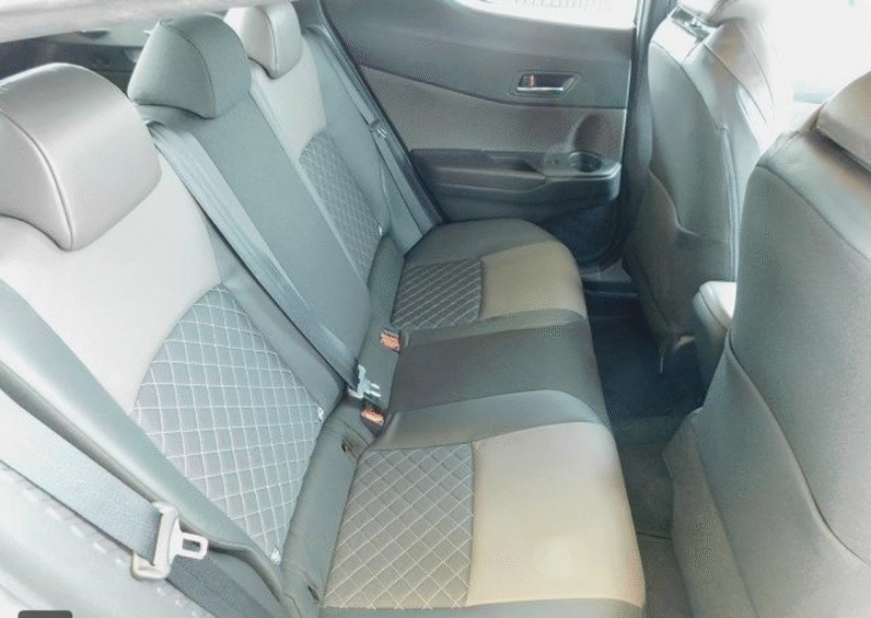 Toyota (RHD) C-HR Hybrid G 2022