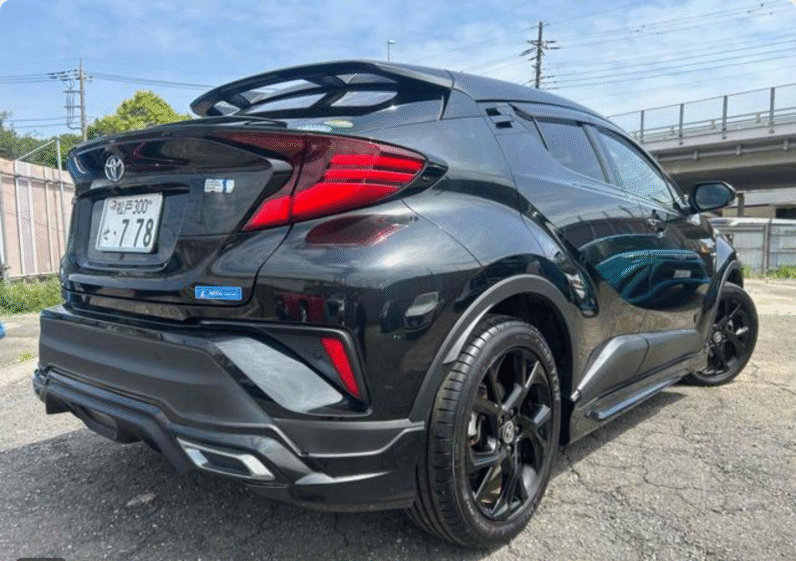 Toyota (RHD) C-HR Hybrid G Mode Nero 2022