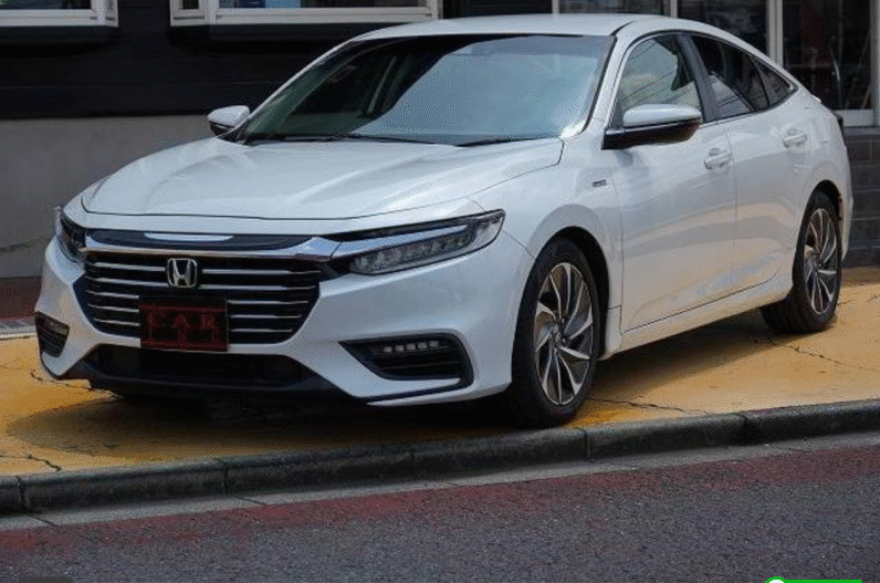 Honda (RHD) Insight Hybrid EX 2019 White